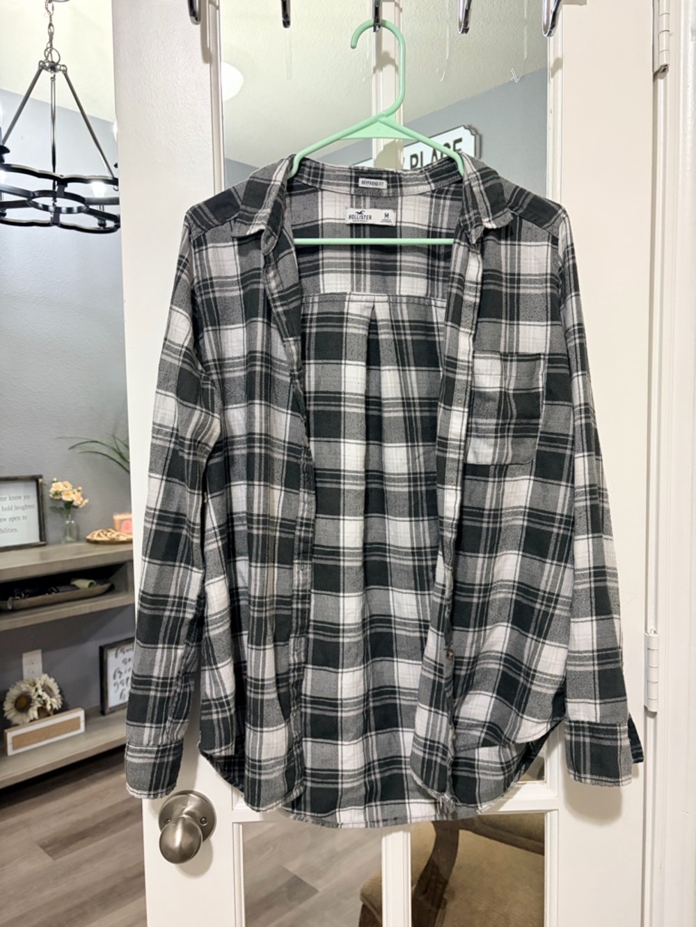 Hollister Boyfriend Fit Flannel